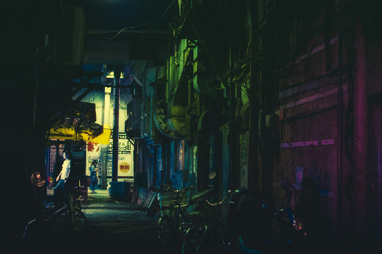 日本街头：世本多彩，我本无形