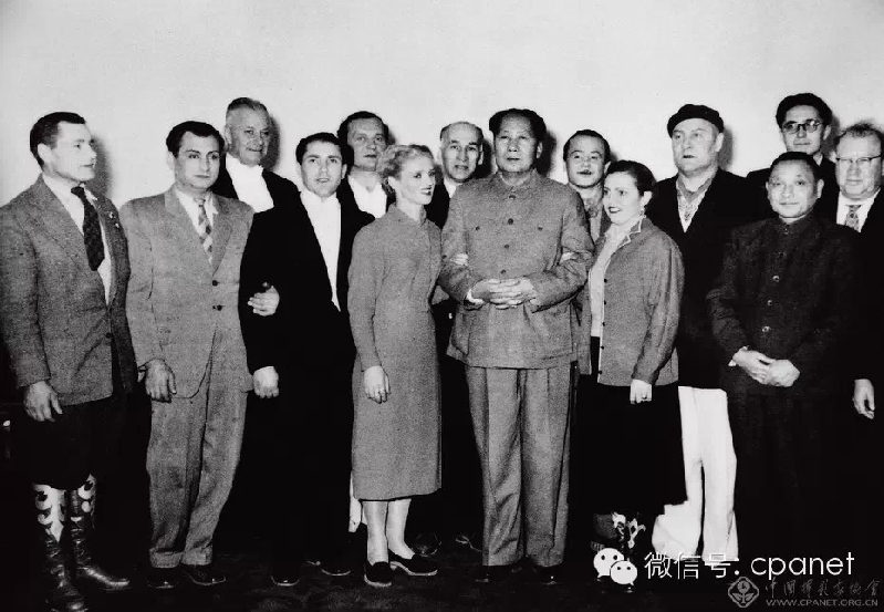 中国文联荣誉委员、中国摄协顾问吕厚民在京逝世