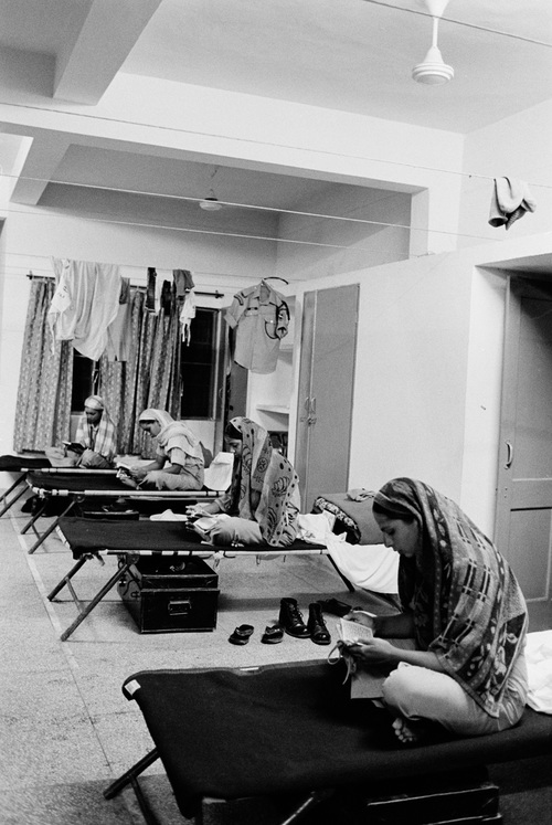 战争让女人走开，印度偏说不！