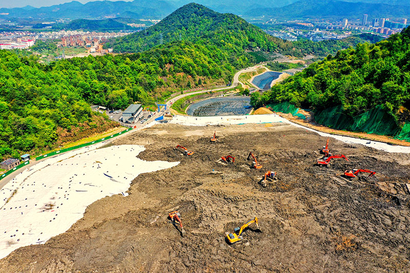 12年跟拍一项生态修复工程：昔日填埋场，今日大花园