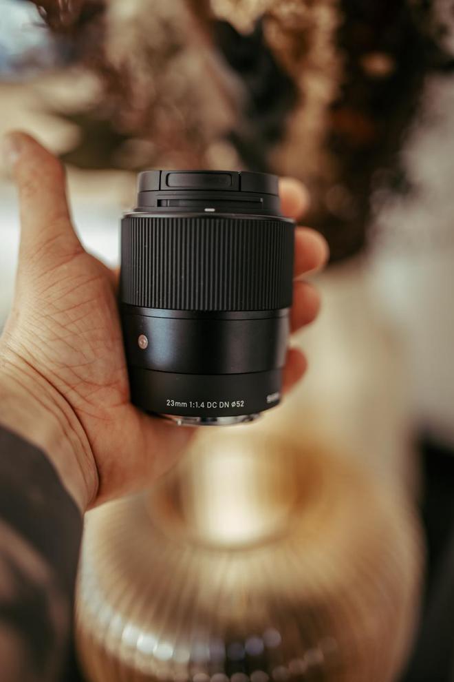 适马新品丨三镜齐发，17mm、50mm、23mm灵动登??！