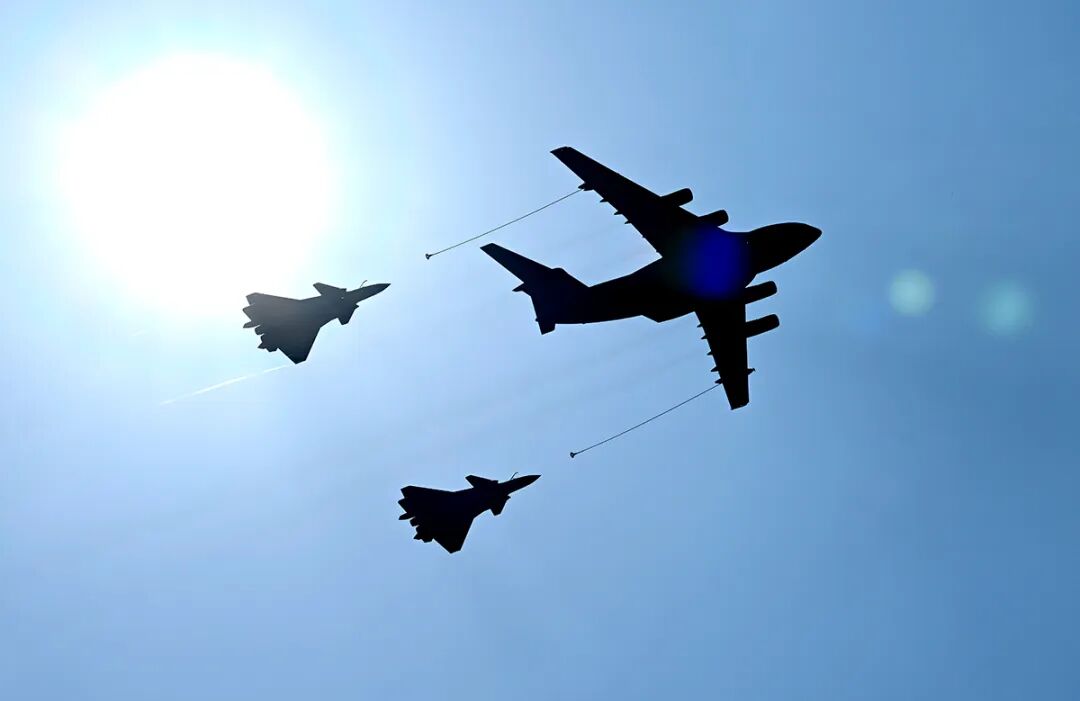 胜利日！阅兵场也是新闻摄影记者的战场