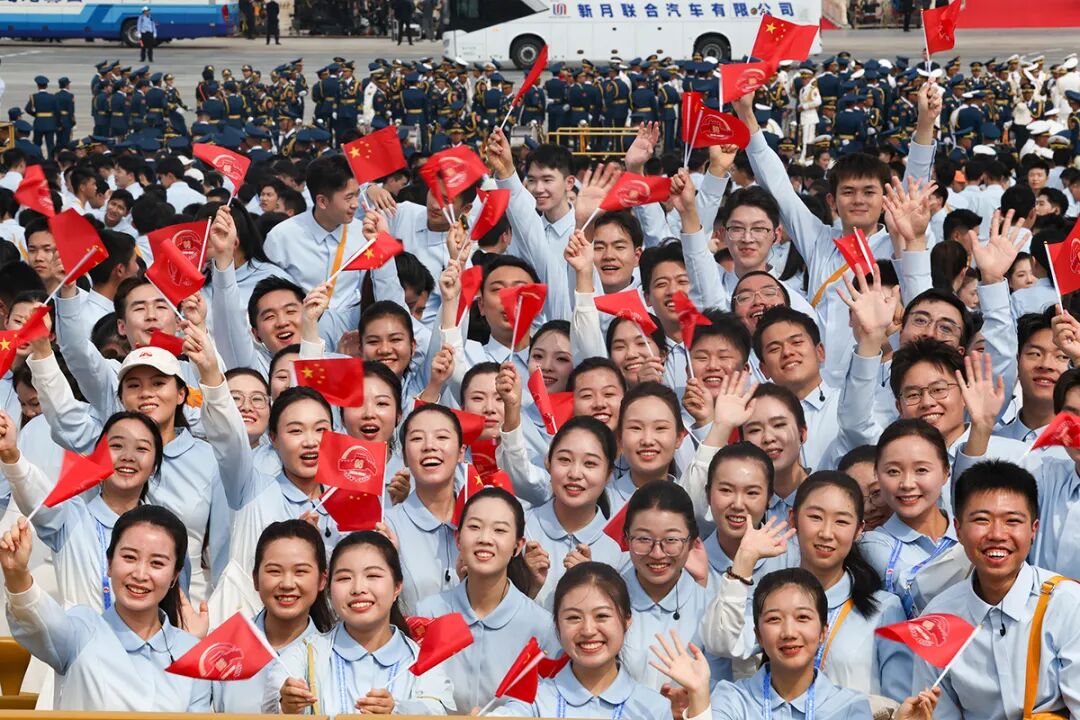 胜利日！阅兵场也是新闻摄影记者的战场