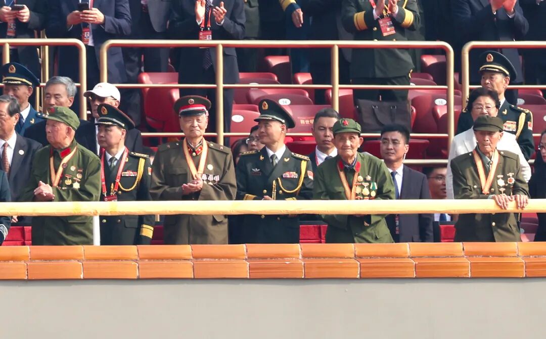 胜利日！阅兵场也是新闻摄影记者的战场