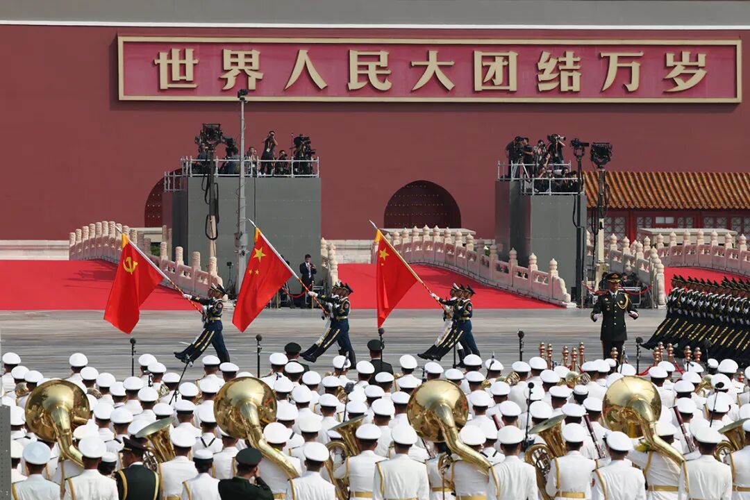 胜利日！阅兵场也是新闻摄影记者的战场