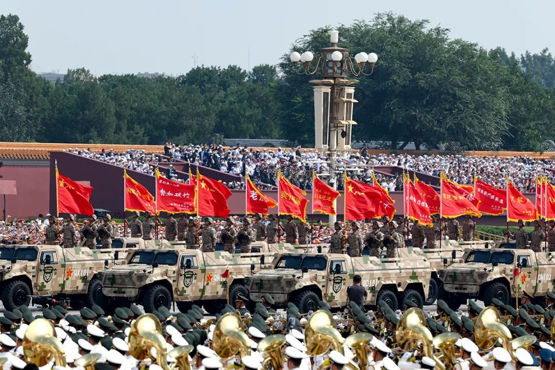 胜利日！阅兵场也是新闻摄影记者的战场
