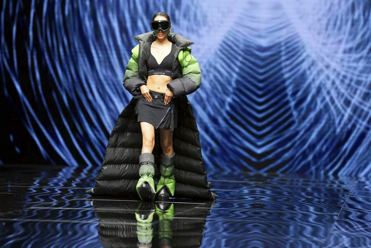 北京时装周:光影与艺术交融的盛宴 北京时装周:光影与艺术交融的盛宴