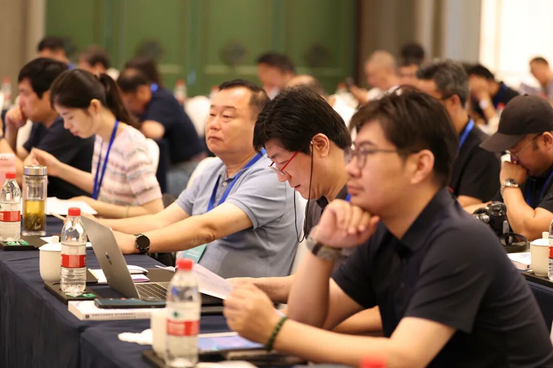 中国新闻摄影学会九届三次理事会在金华召开