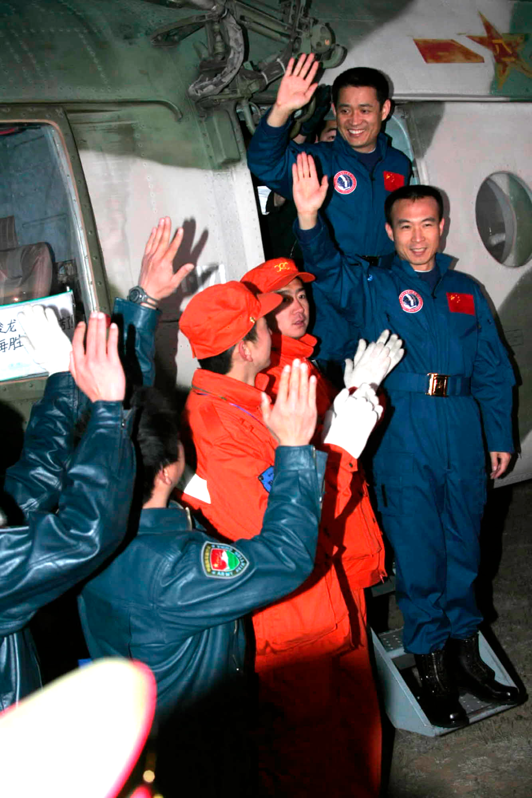 【镜界论道】从发射场到着陆场用“第三只眼”跟踪神舟六号 【镜界论道】从发射场到着陆场用“第三只眼”跟踪神舟六号